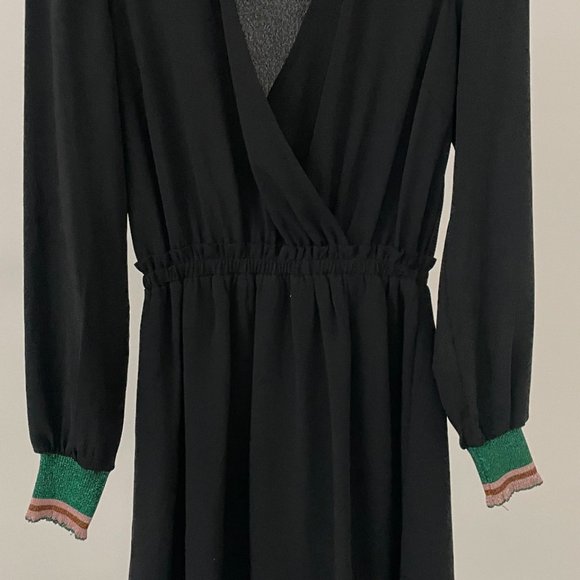 ASOS black dress with green cuff sleeve - Picture 1 of 1